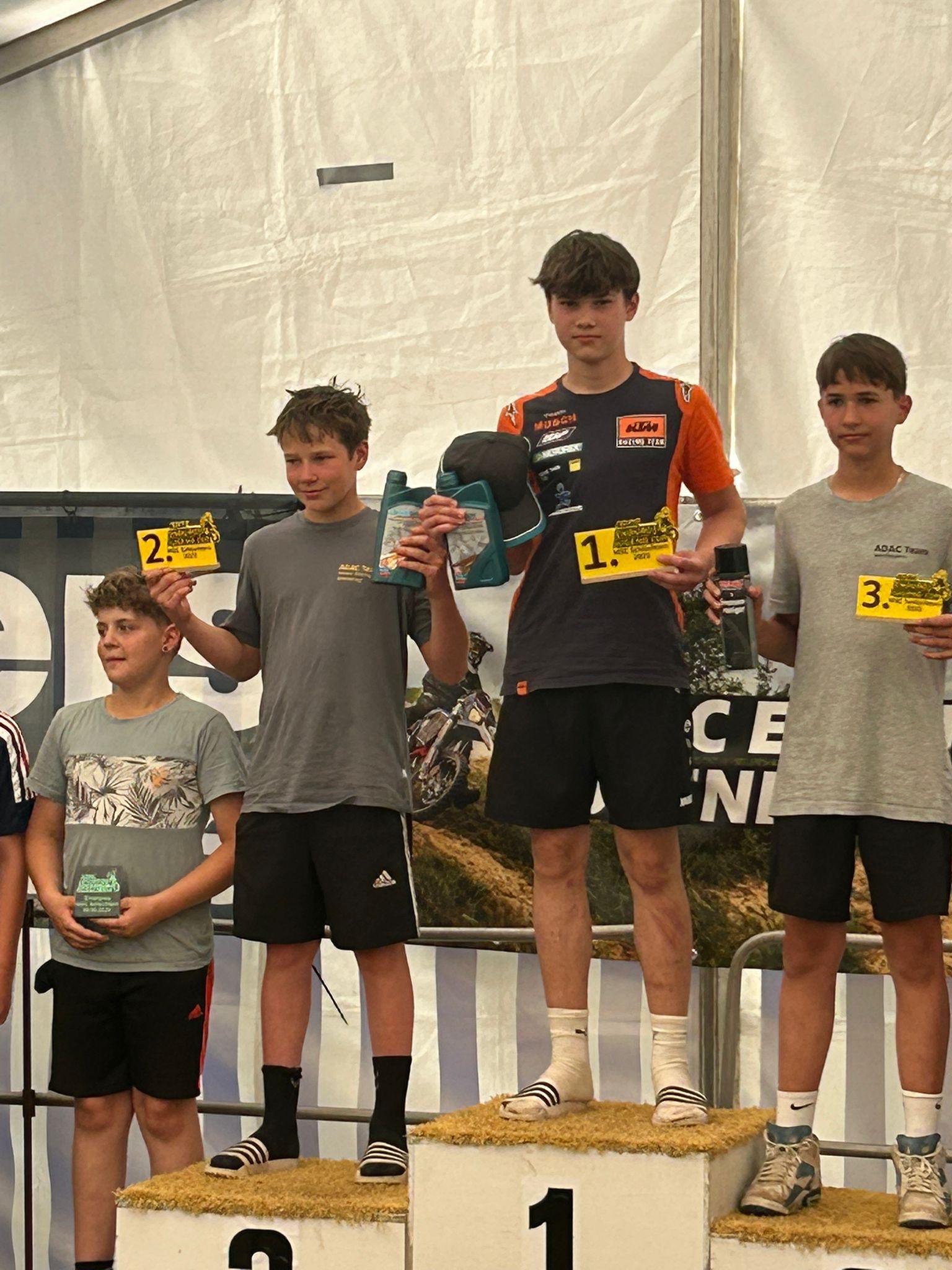 936db79b-cb03-4a66-8530-fea2520de8dd 936db79b-cb03-4a66-8530-fea2520de8dd